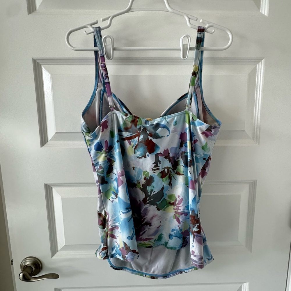 Floral Tankini - Picture 2 of 4